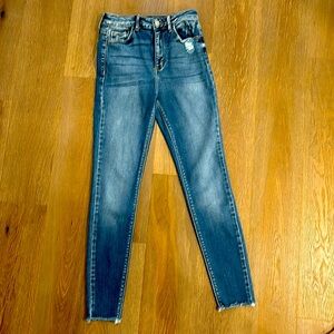 Cello skinny jeans. Light distressing at pockets.